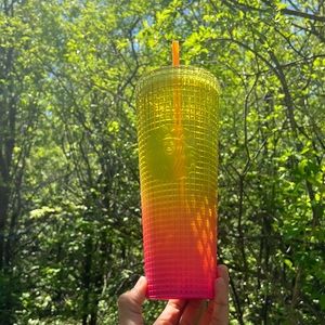 NEW Starbucks 2022 !Lemon Yellow Pink Gradient Ombre Grid Venti Tumbler
